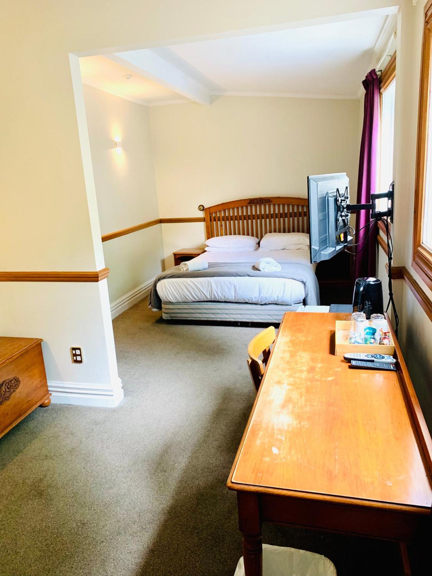 Shepherds Arms Hotel Веллингтон Экстерьер фото